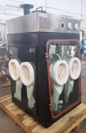 Standard group chemical resistant gloveboxes
