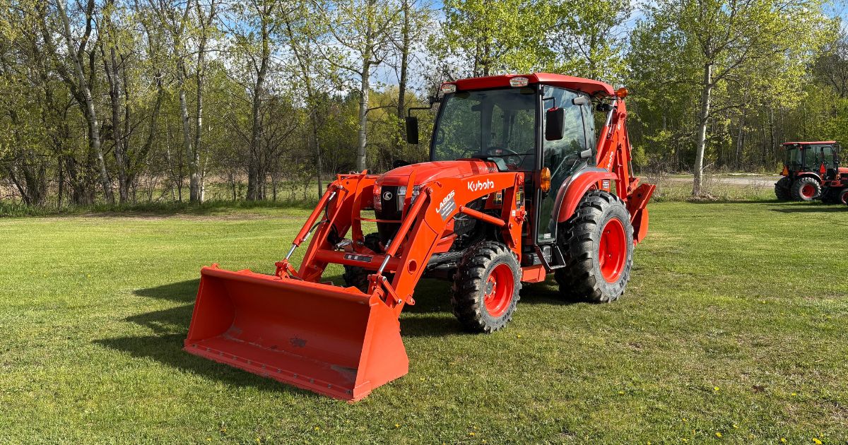 2025 KUBOTA L4060HST