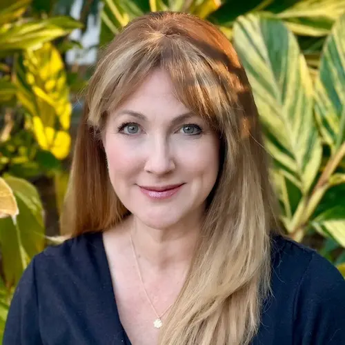Amy Dykes