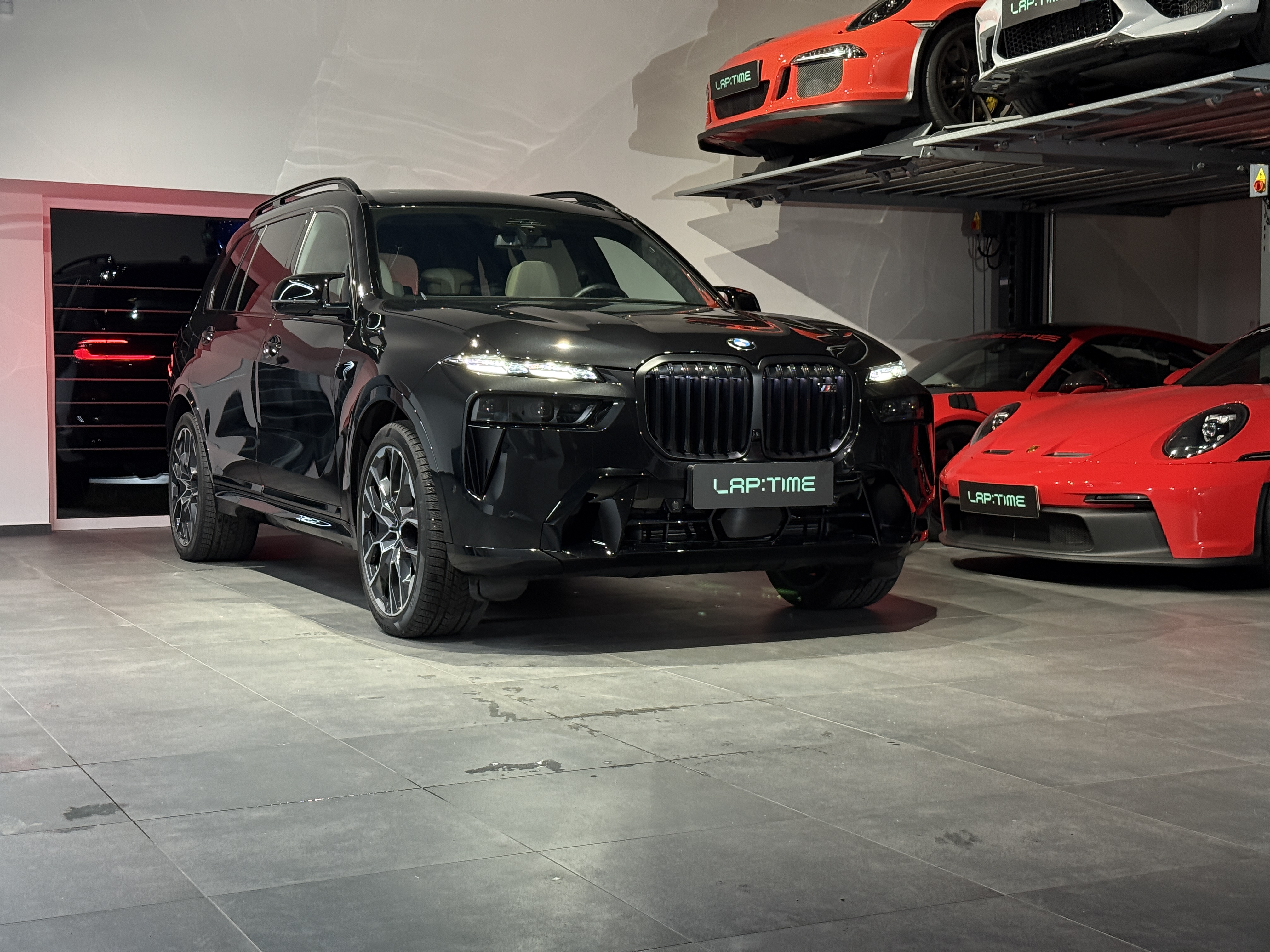 BMW X7 M60i