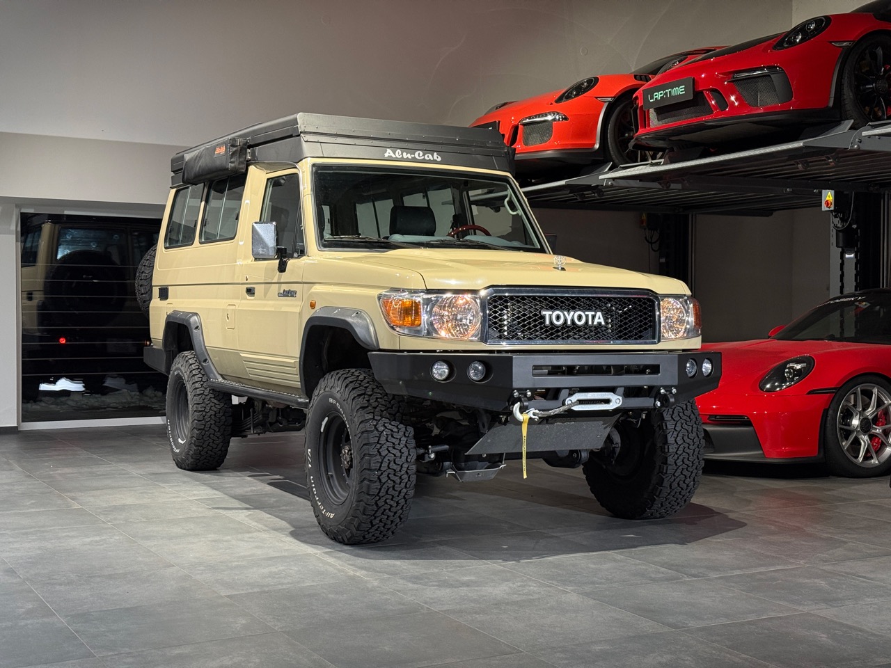 Toyota Land Cruiser 78