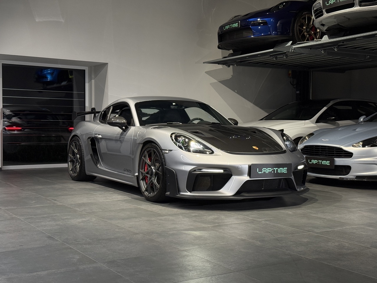 Porsche GT4 RS