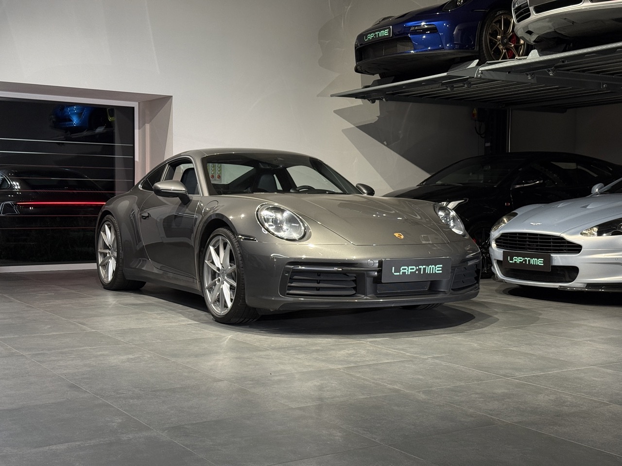 Porsche 911 Carrera 4