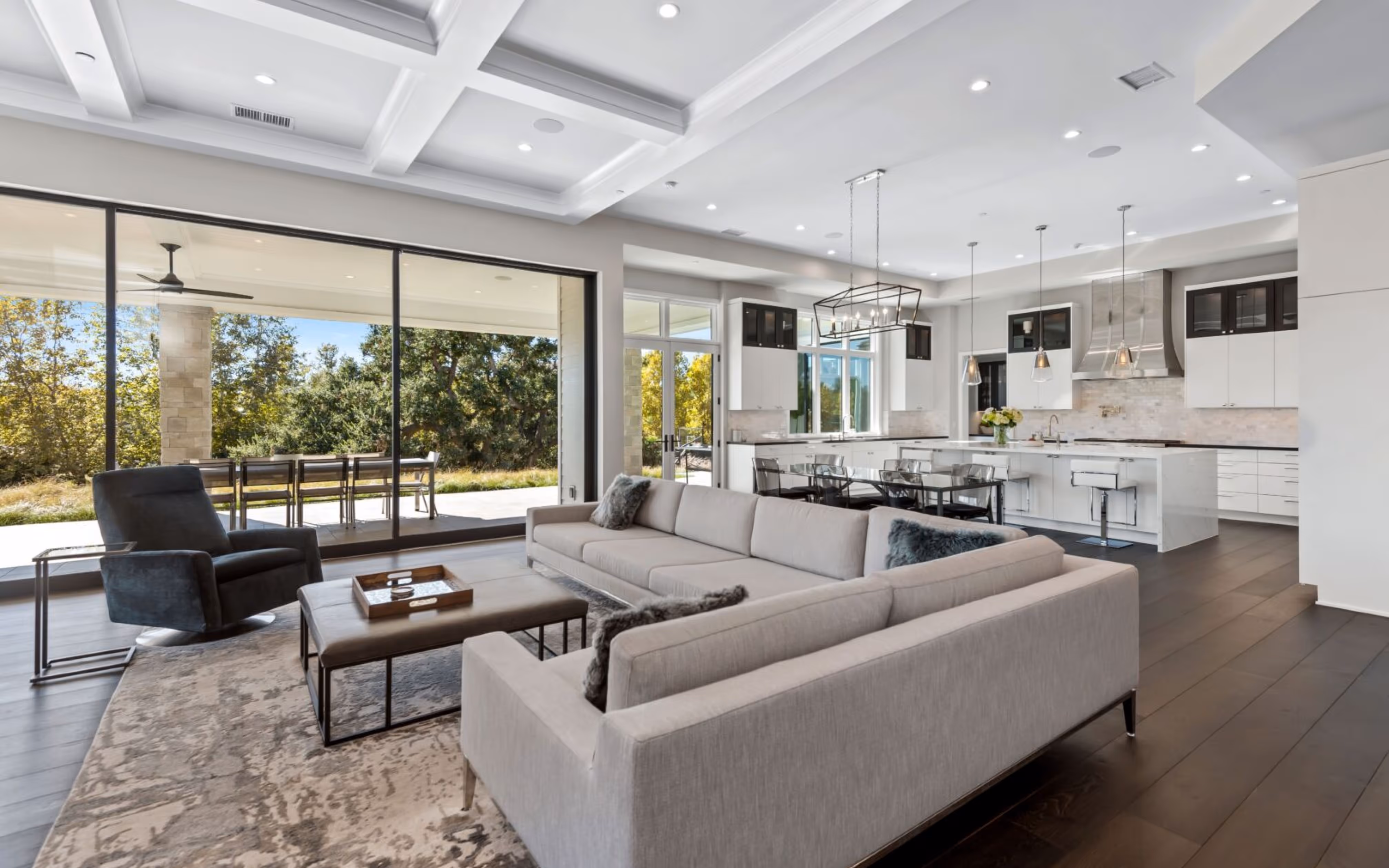 Transitional Farmhouse