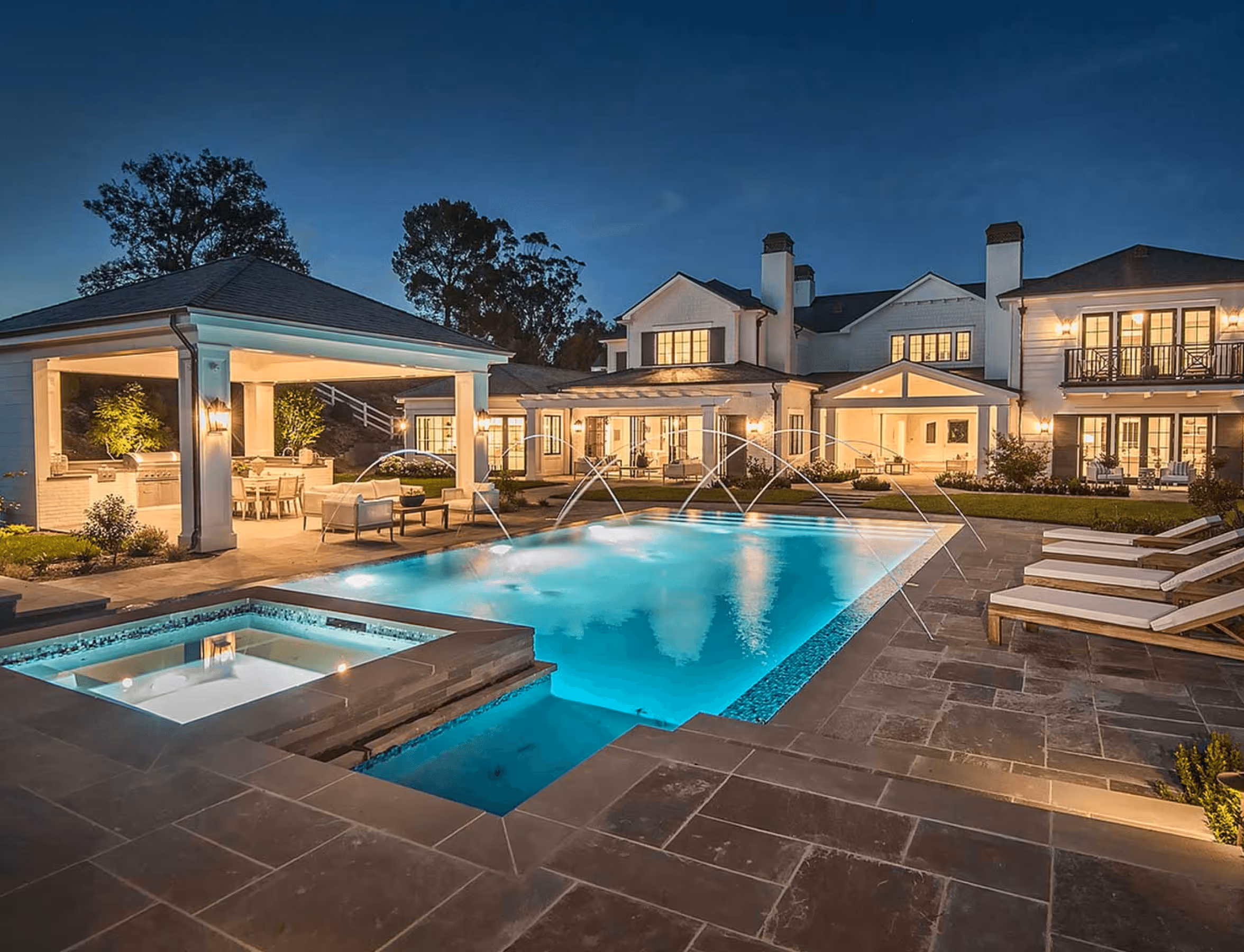 Traditional Estate