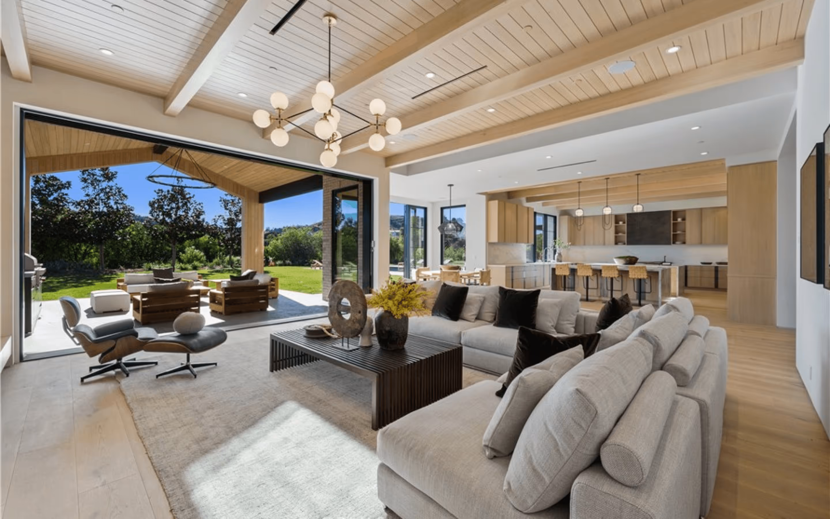 Contemporary Estate