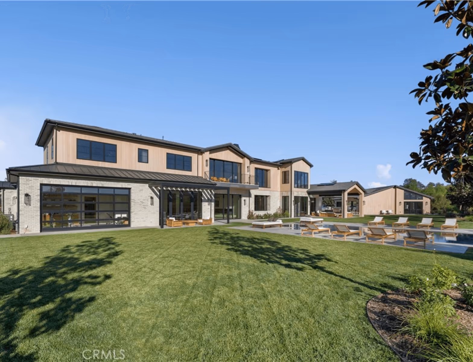 Contemporary Estate