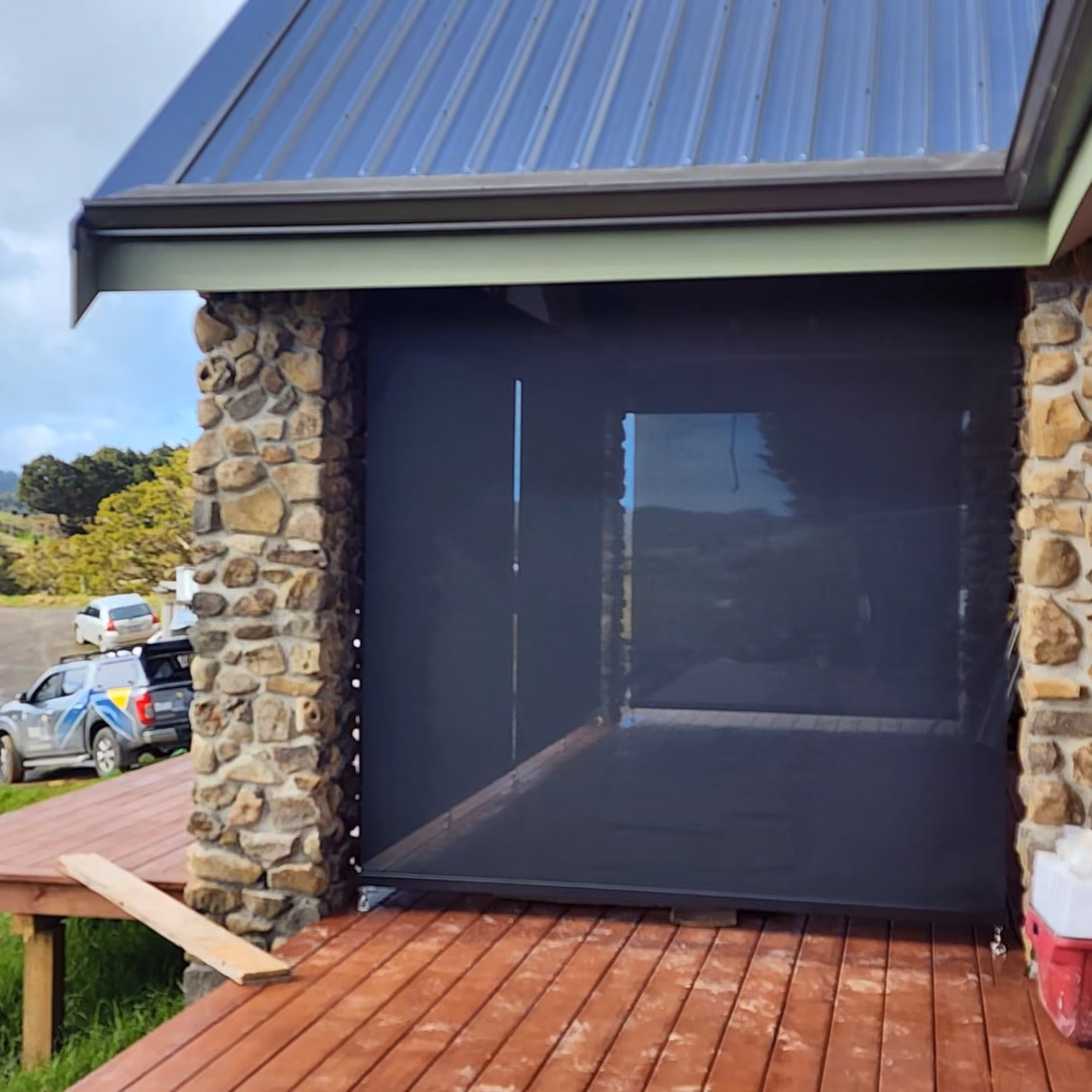 Shadeland Screen crank handle outdoor blinds
