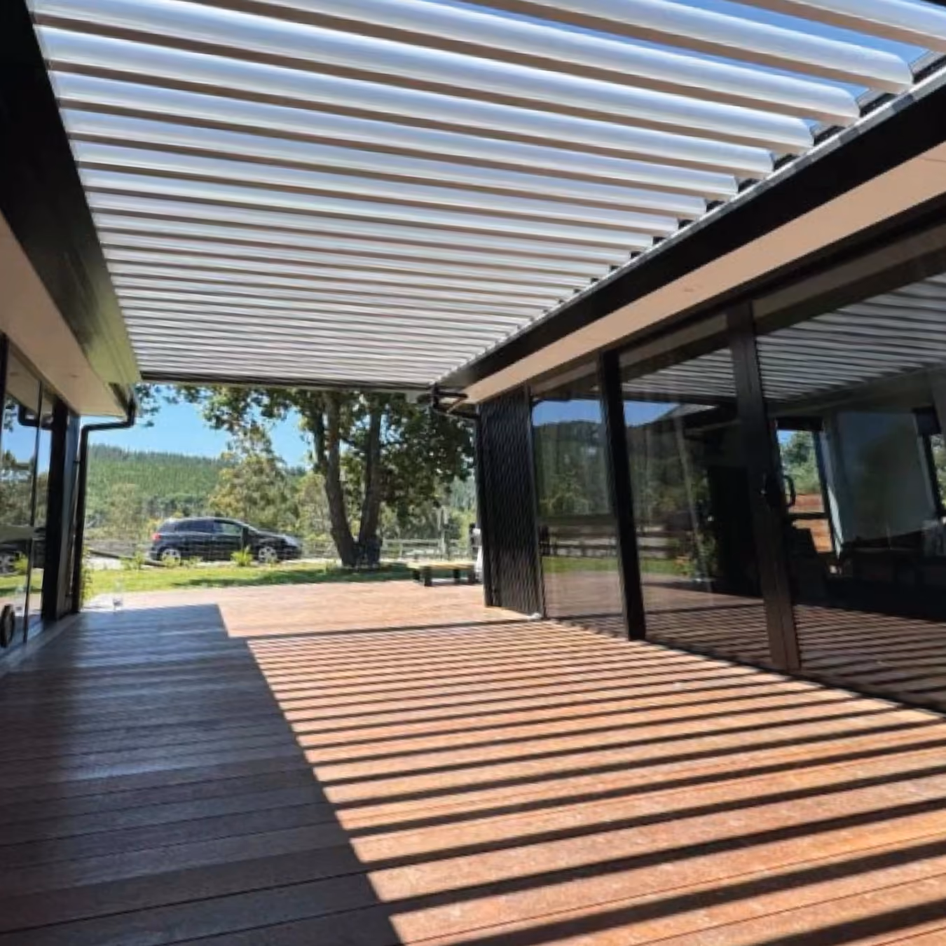 Shadeland Louvre roof – Louvre Roofs page image
