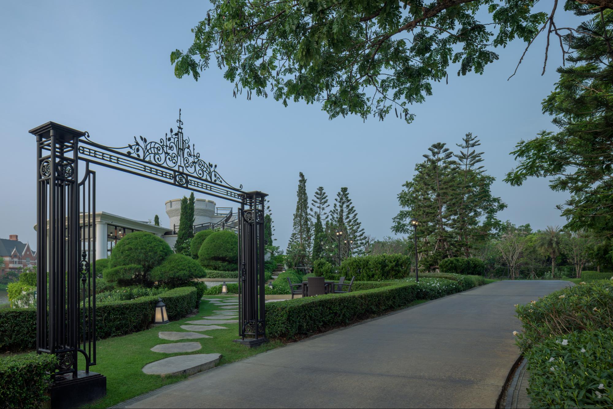 Luxury Gated Community in Bangkok Privacy and Space