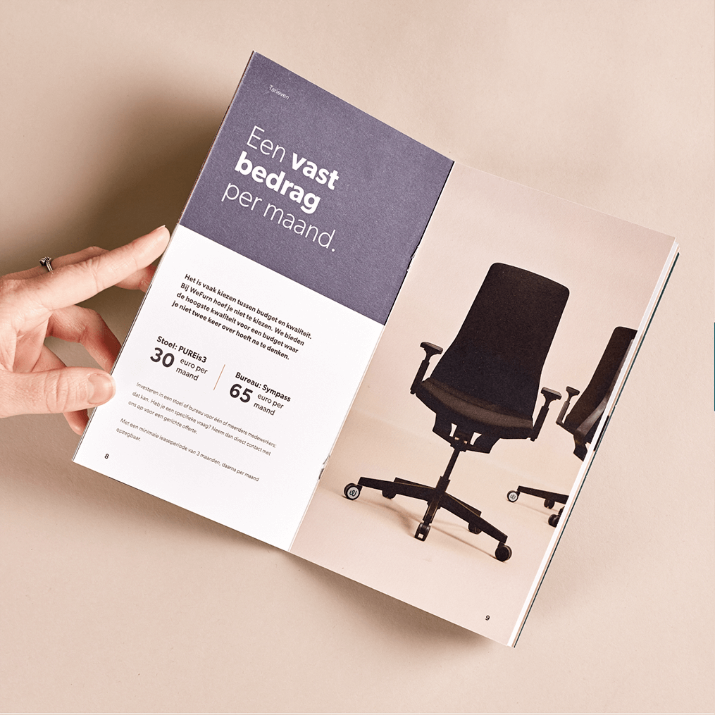 Een brochure van WeFurn ontworpen door Studio Piraat.