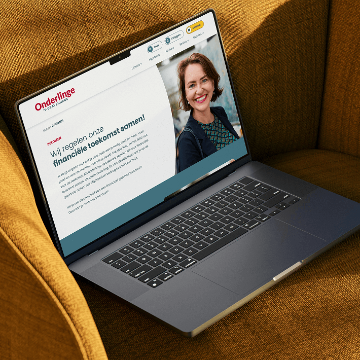 Een pagina van de website van Onderlinge 's-Gravenhage op mobiel ontworpen door Studio Piraat.