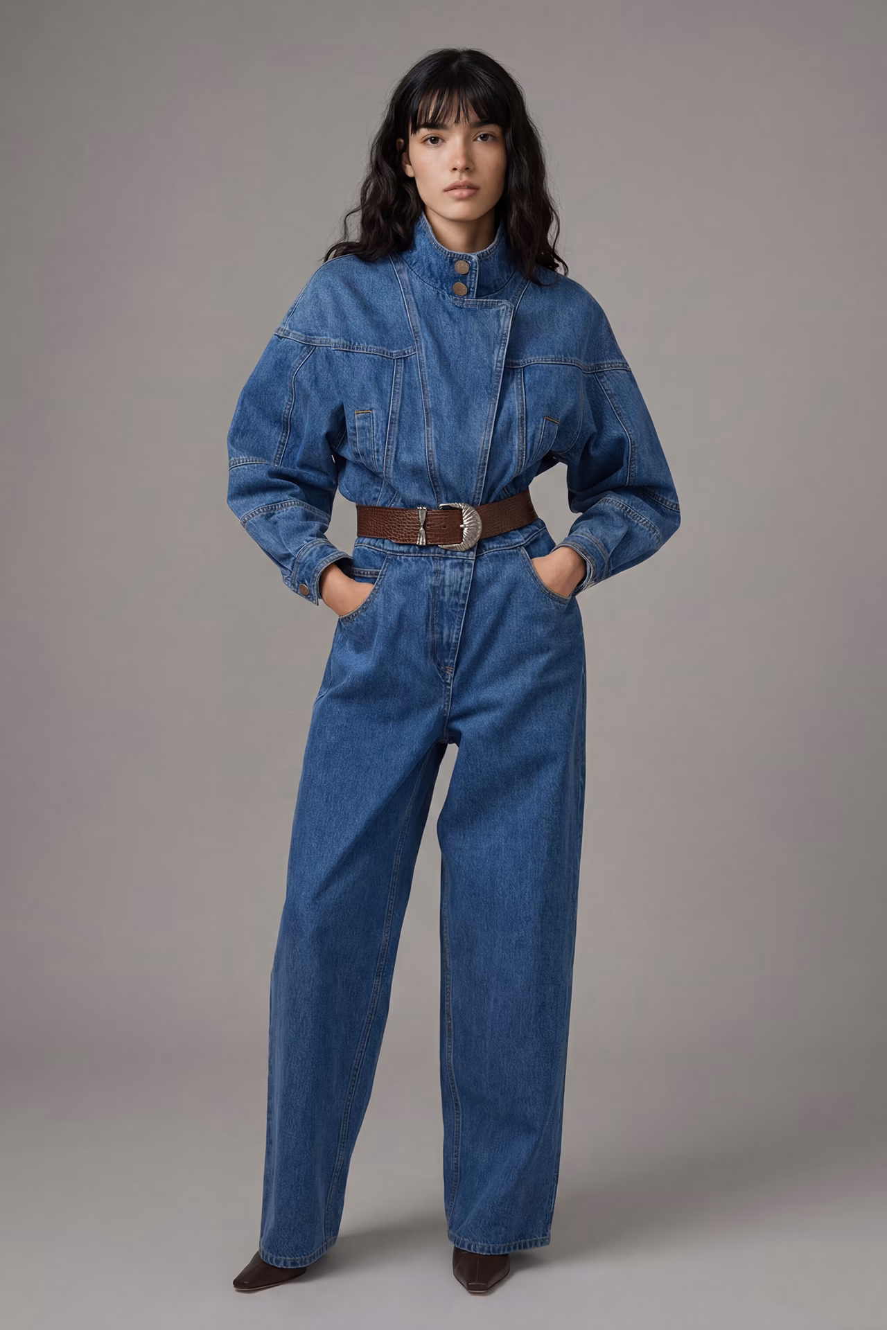  Leona, a female AI fashion model created by Botika is modeling a jean outfit.