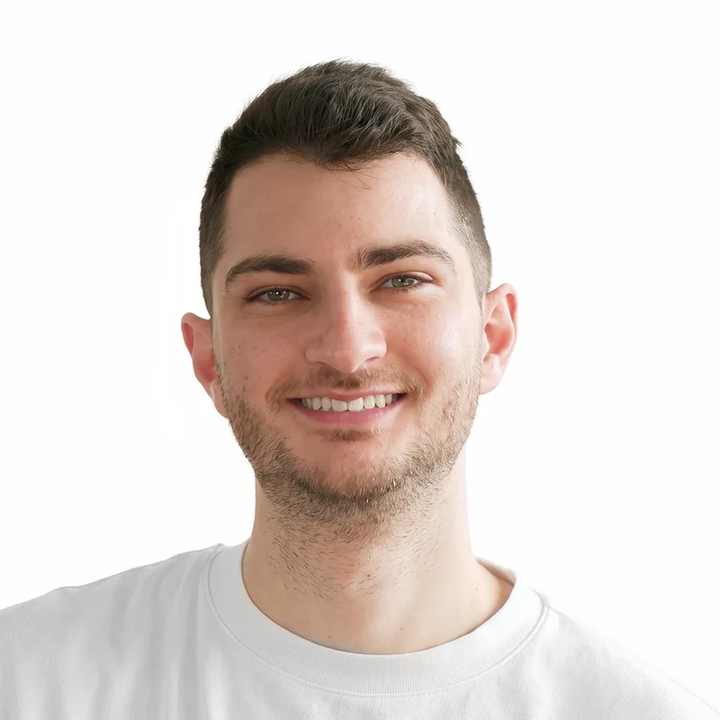 Portrait of Eran Dagan, CEO and Co-founder of Botika