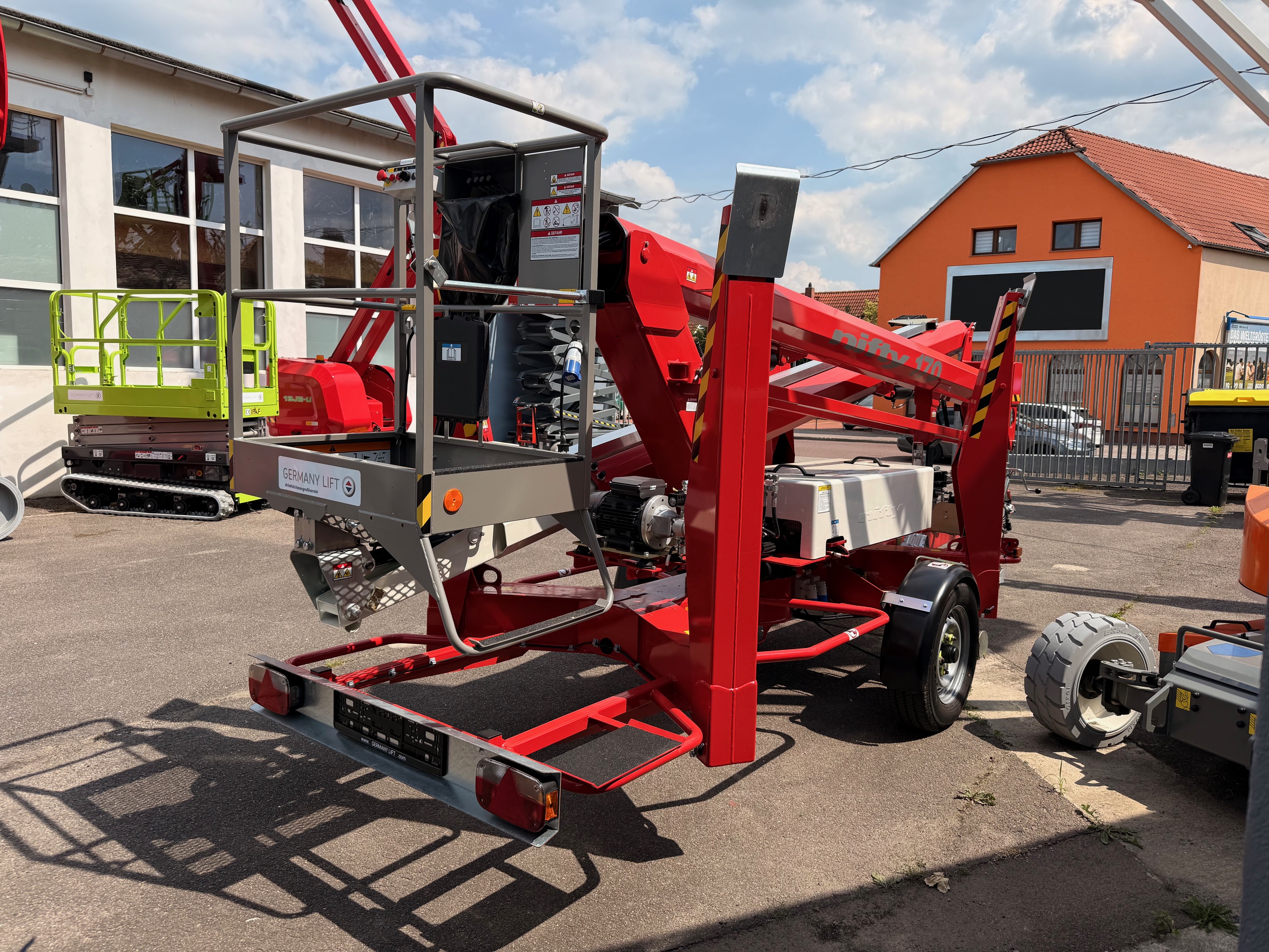 Anhängerbühne Gl170TN günstig neu mieten