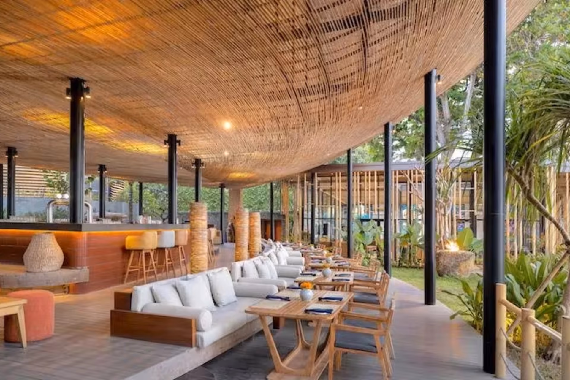 Byrdhouse Beach Club