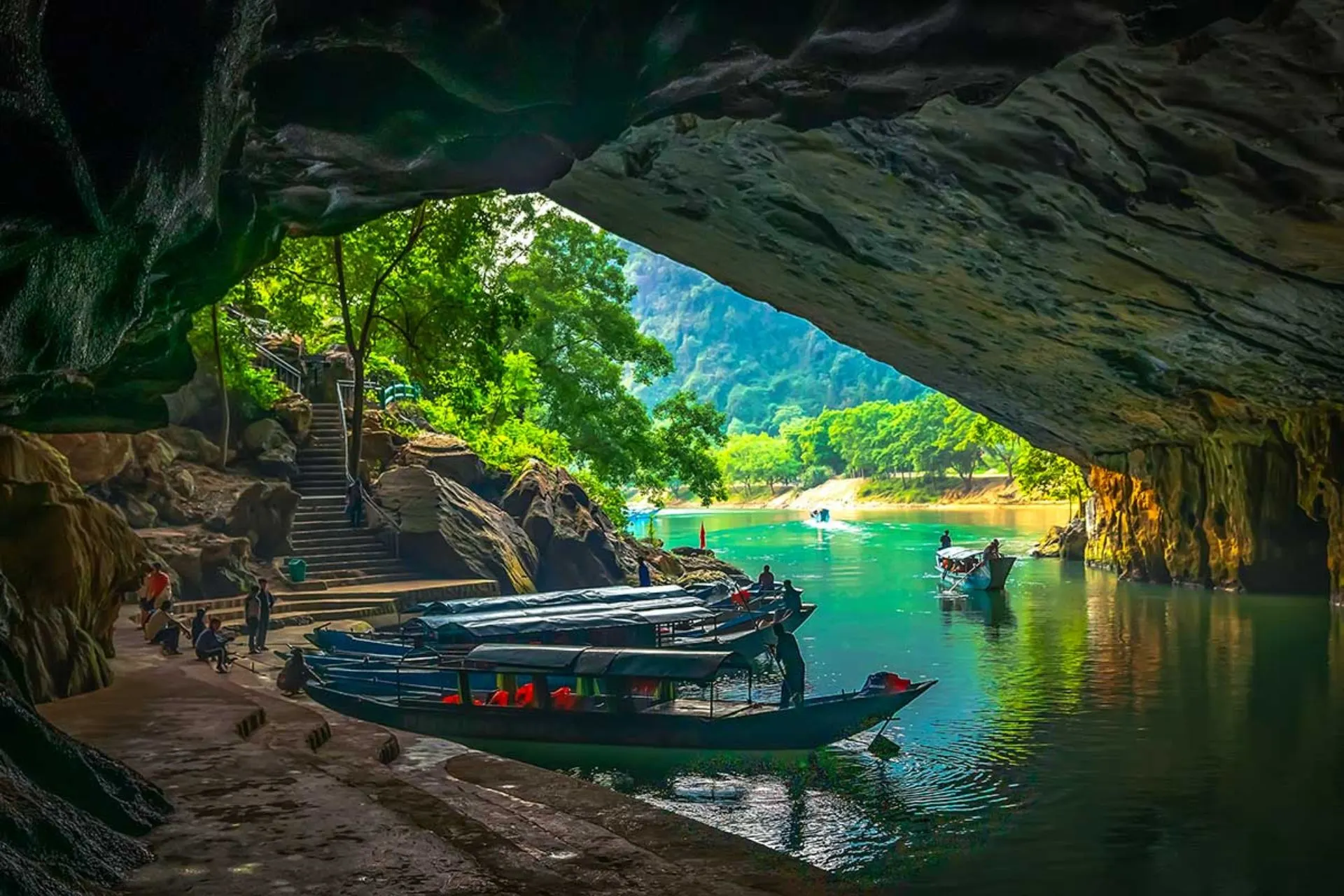 Phong Nha Cave: An Honest & Complete Travel Guide [2025]