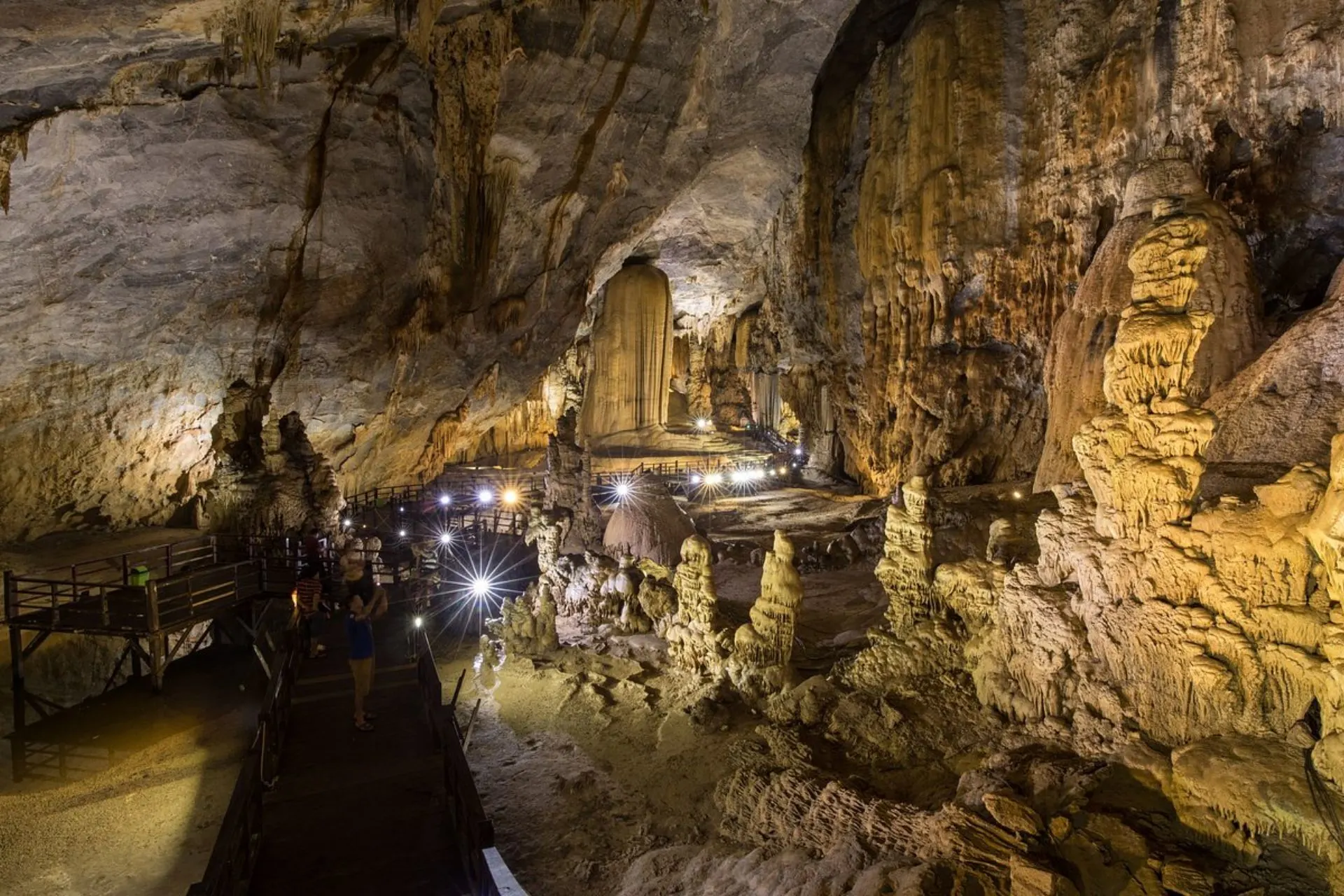 Paradise Cave: An Honest & Complete Travel Guide [2025]
