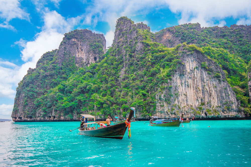 10 Best Vietnam Tour Packages from India for Every Budget [2025]