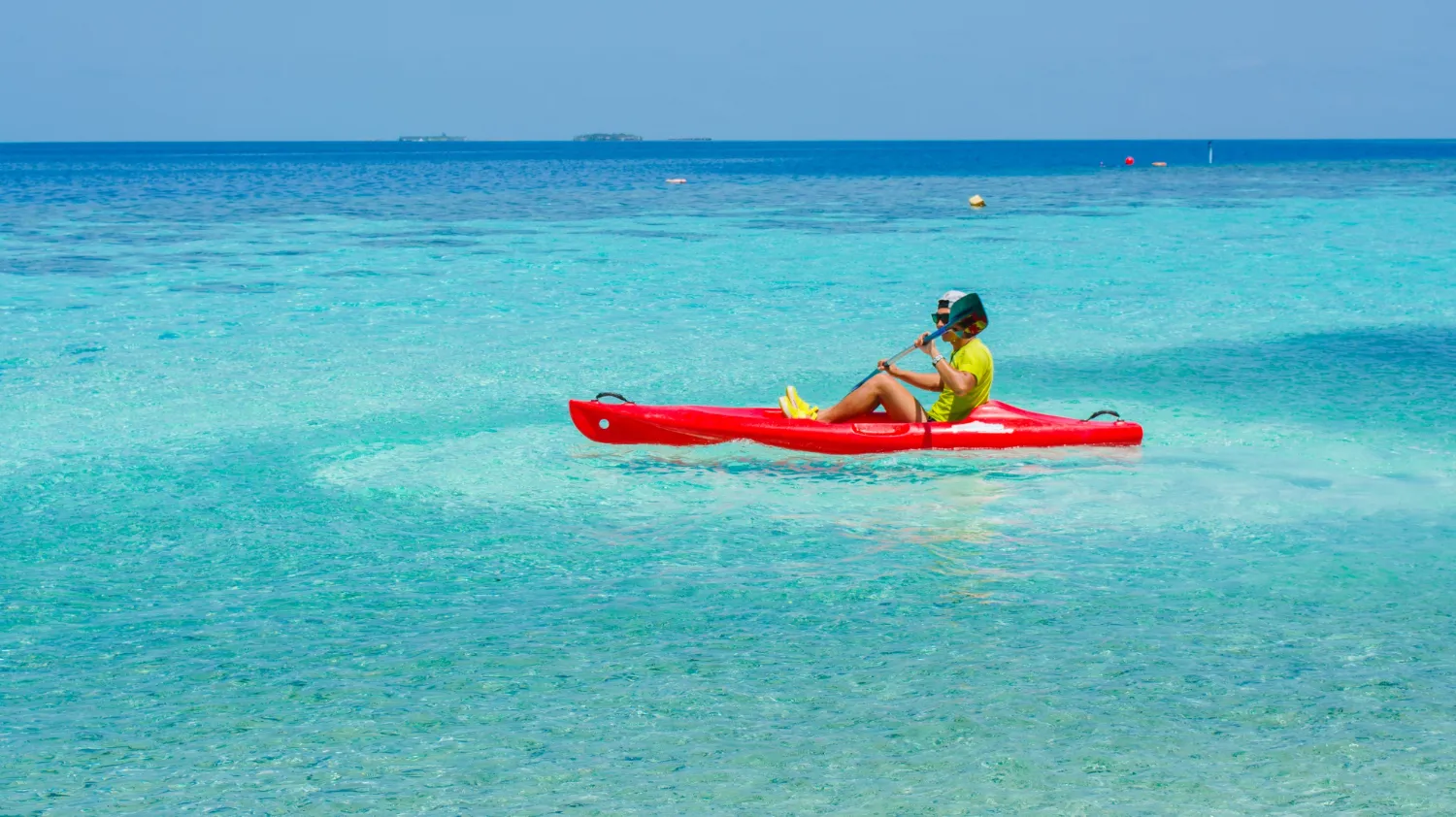 water activity in maldives