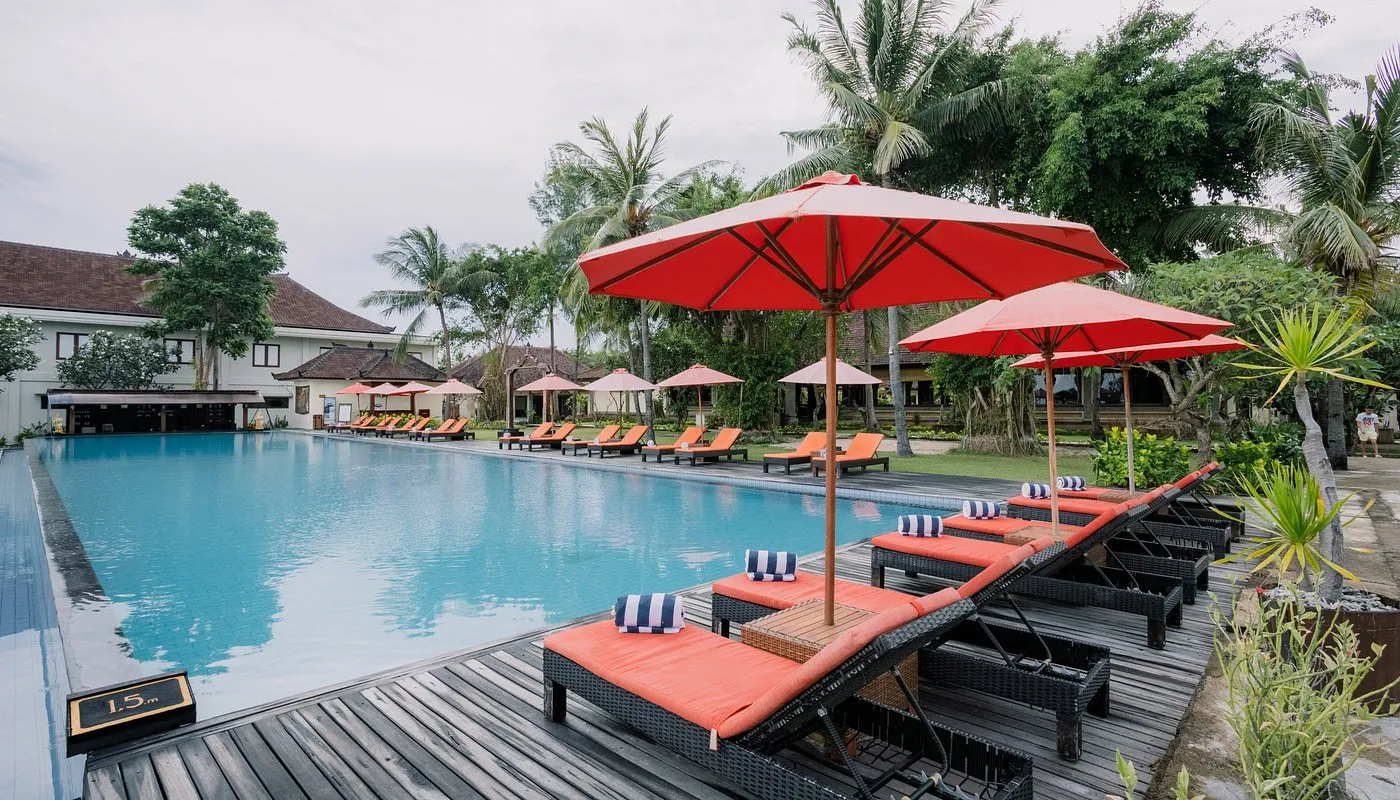 Luxury Hotel in Bali vs Phuket