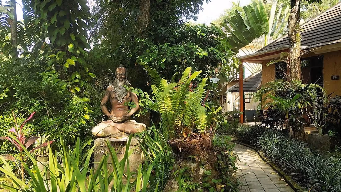 Shanti Toya Ashram, Ubud