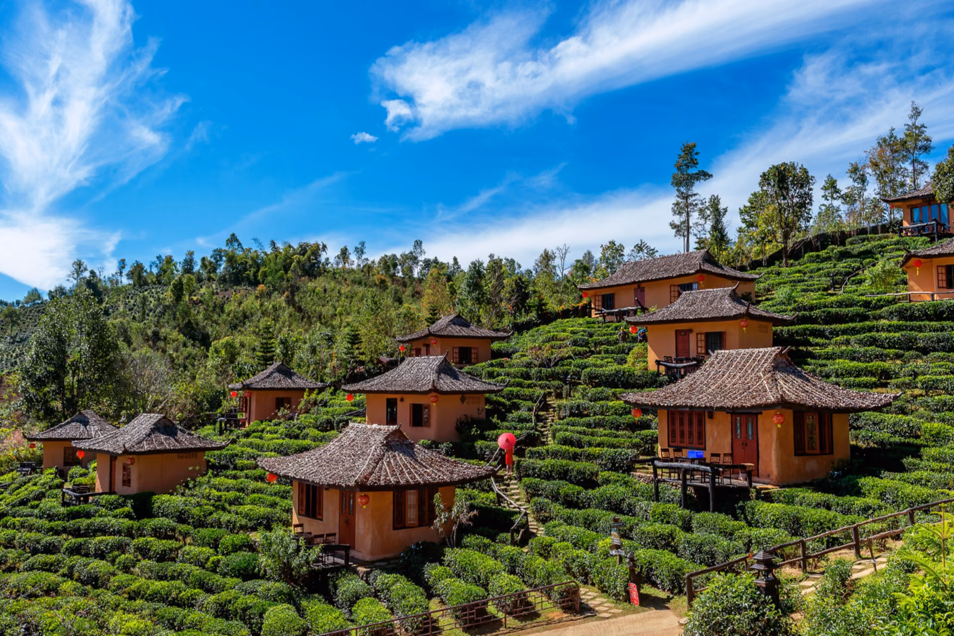 Mountain roads, hot springs & slow café days — Pai is where couples fall in love with the journey