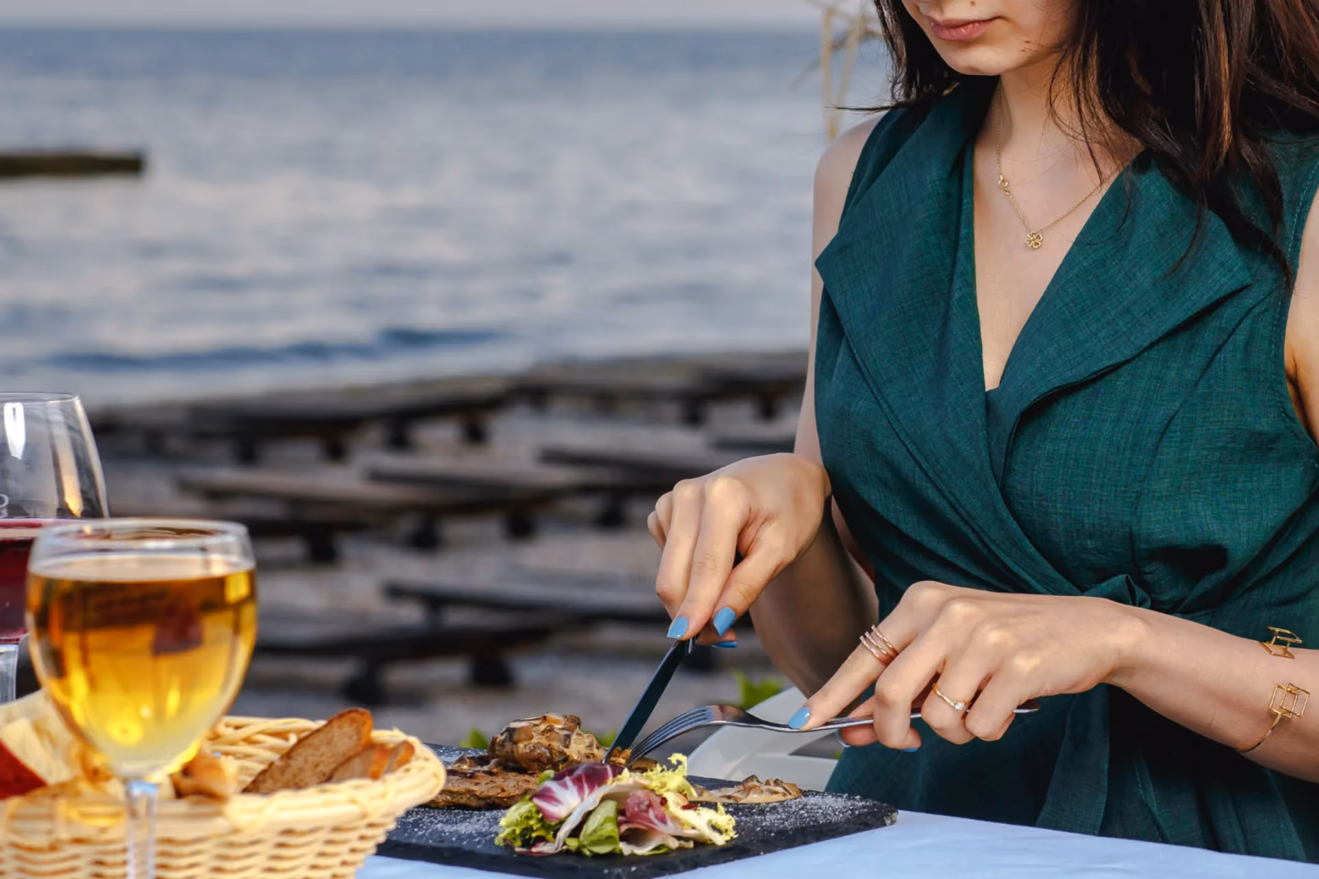 Lunch by the sea—simple food, ocean breeze, and quiet moments under the trees.