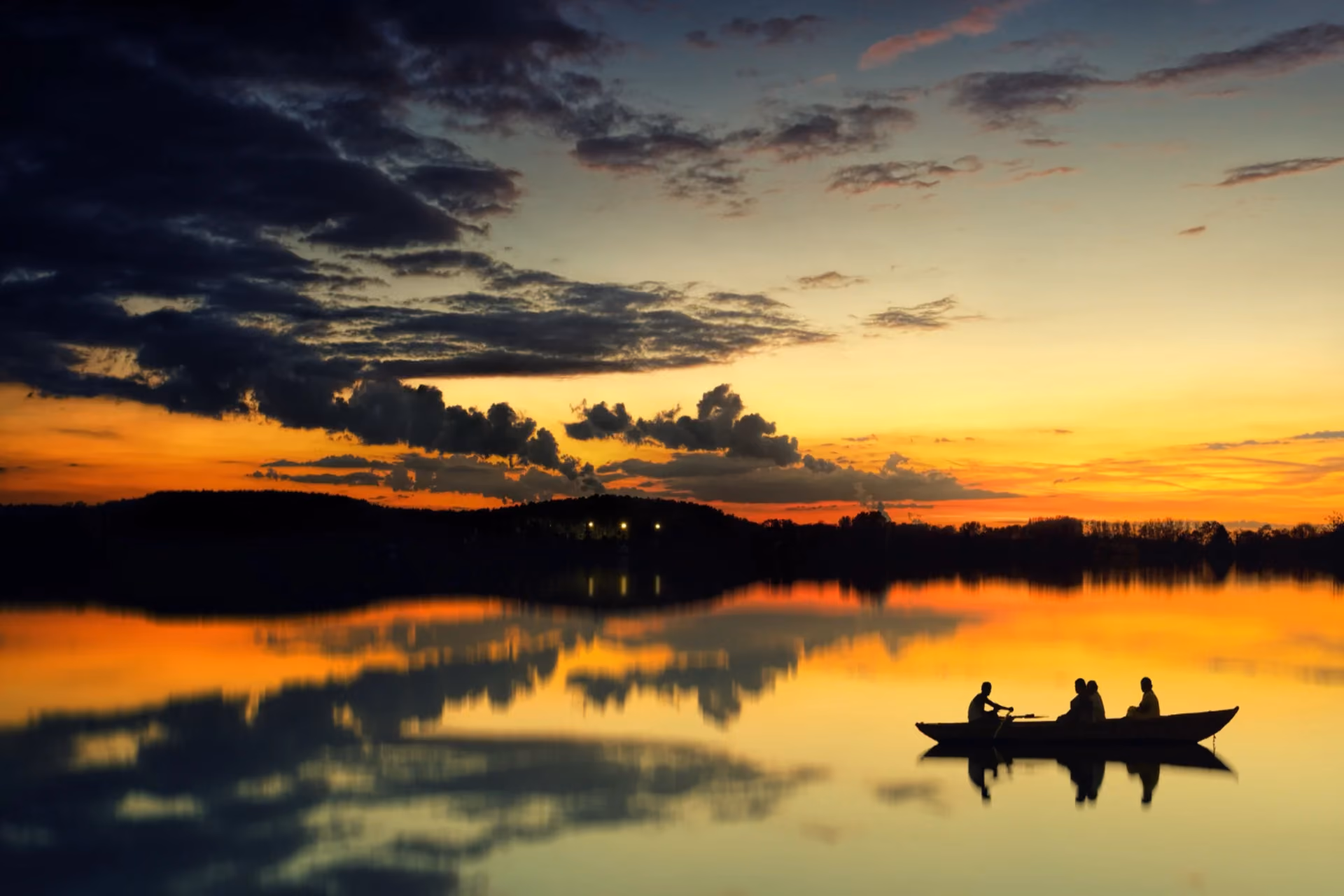 Palm-lined beaches, volcano views, and golden sunsets make Hawaii a dreamy summer escape for couples.
