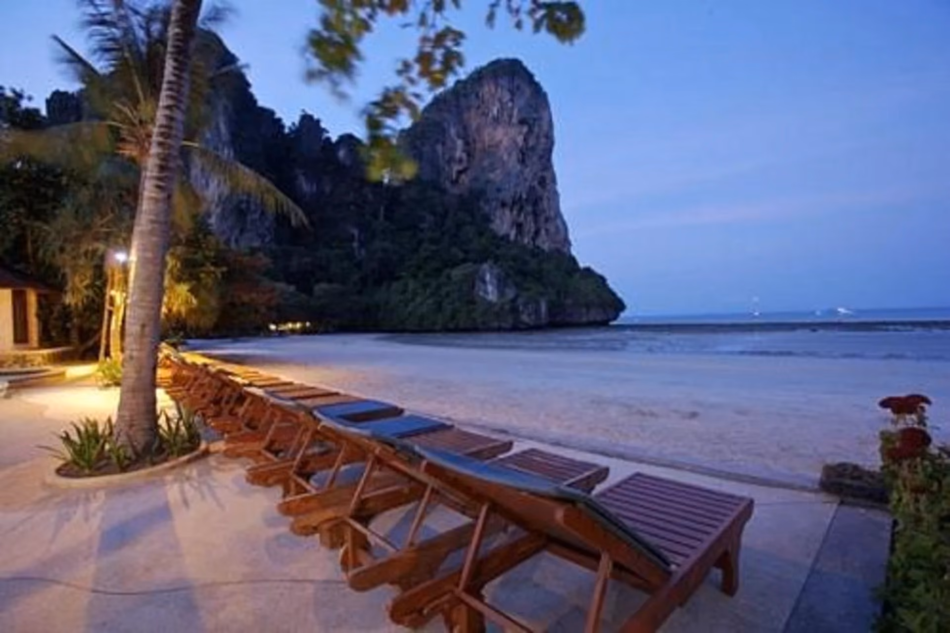 From Phuket’s beaches to Bangkok’s lights, every moment feels exciting together.