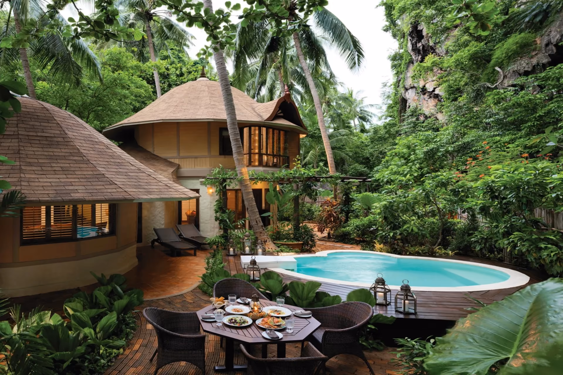 Live the luxury island dream at Rayavadee—beachfront villas, fine dining, and unforgettable sunsets.