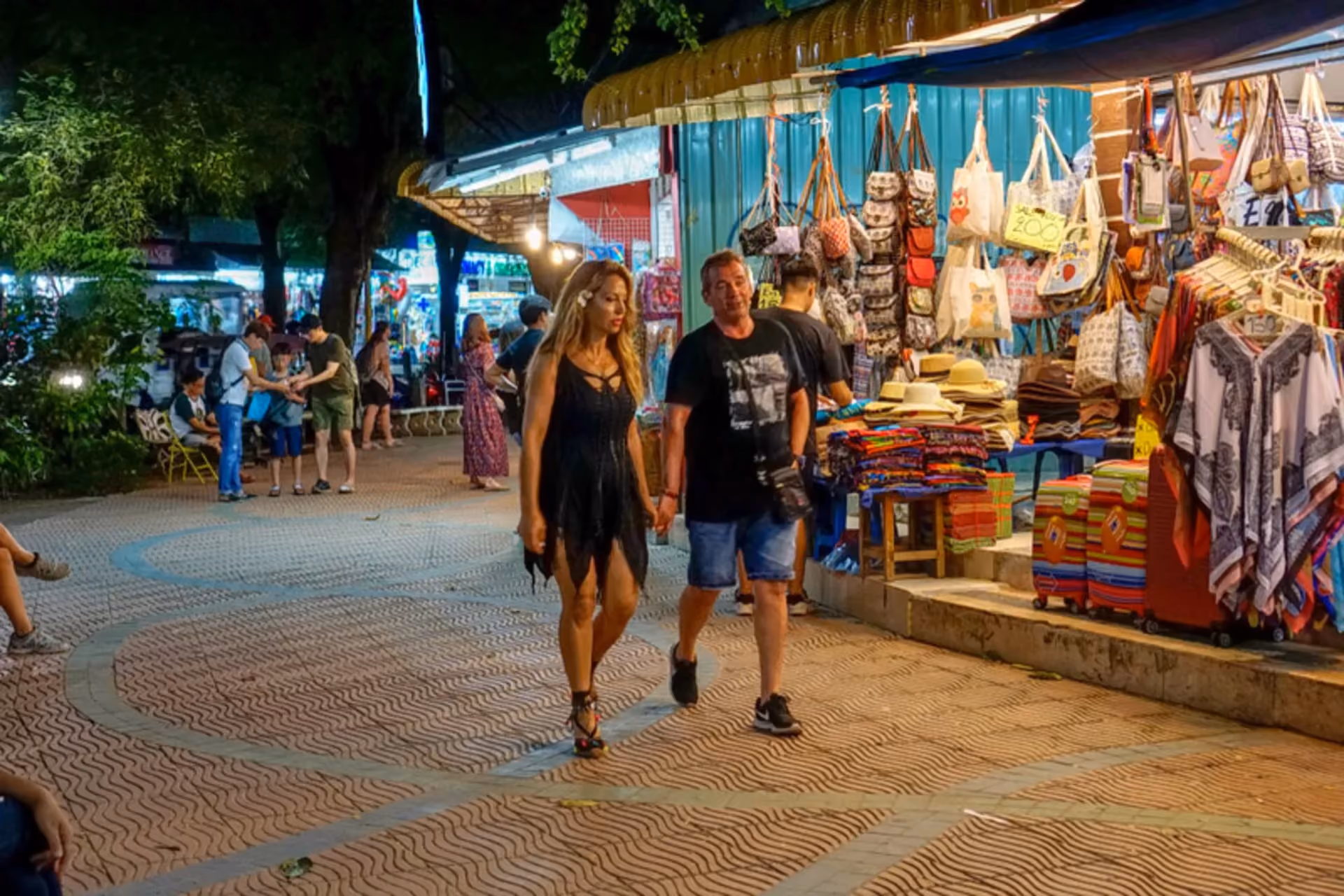 Explore Krabi’s vibrant night markets—food, culture, music, and endless local flavors