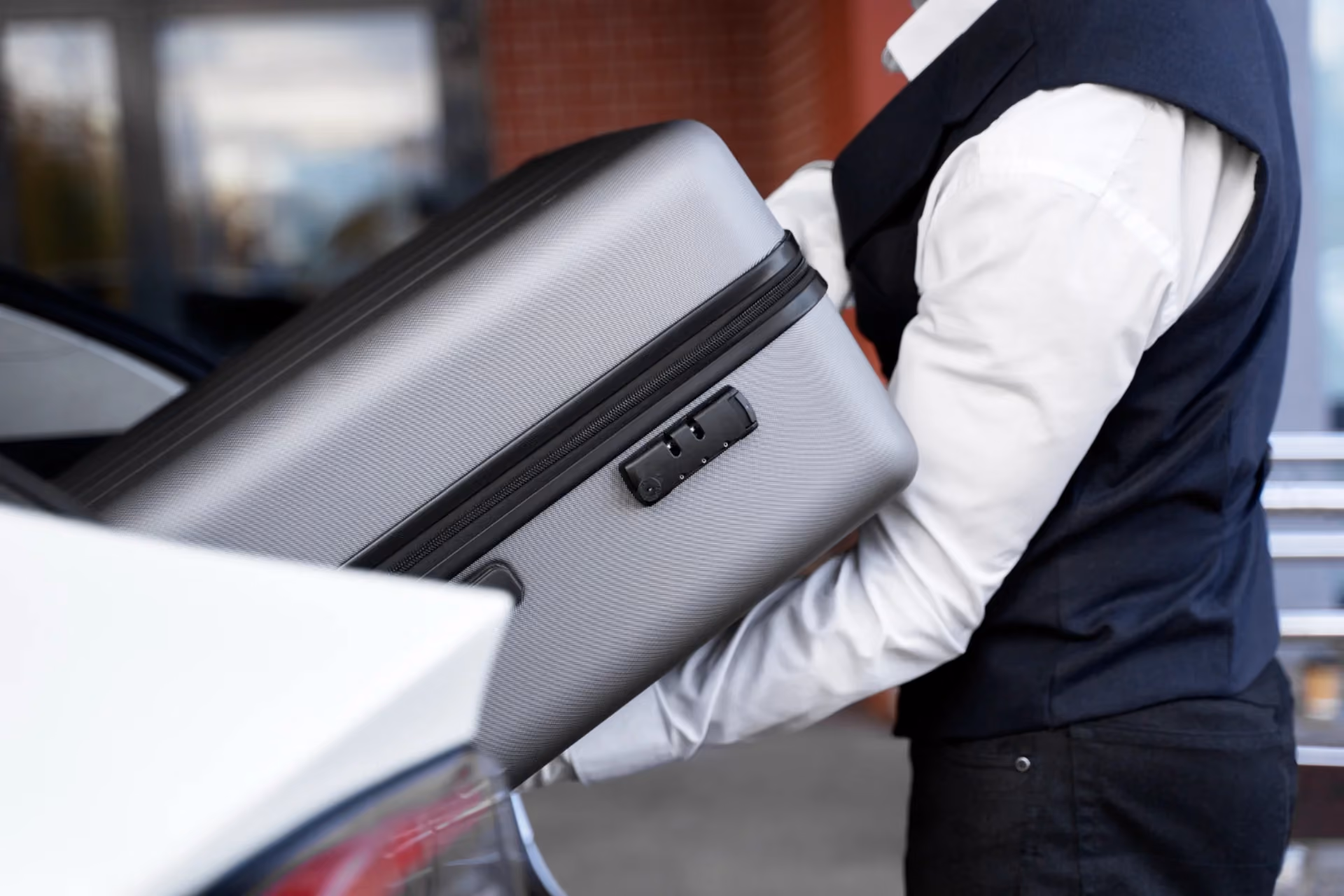 Extra airline fees travelers must check before booking Phuket flights.