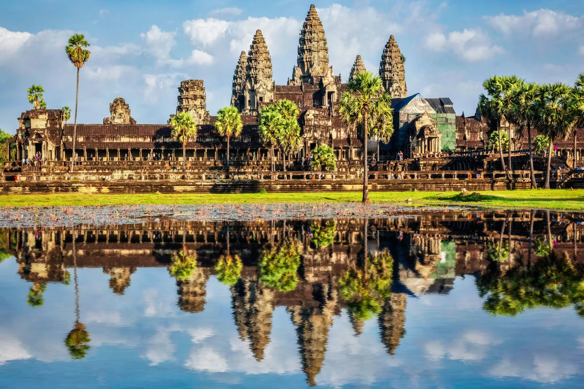 Ancient temples, warm sunshine, and peaceful travel vibes make Cambodia perfect for couples in February.