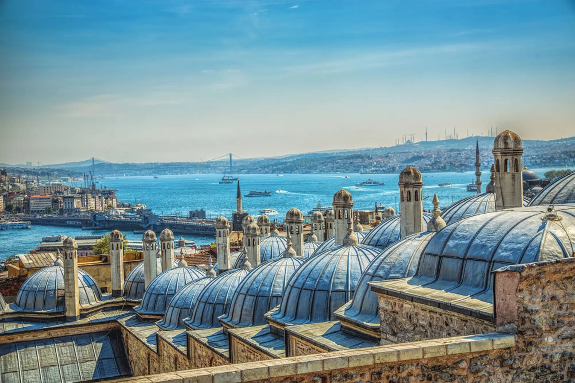 ancient ruins, and stunning coastlines make Turkey a magical blend of romance, history, and beauty.