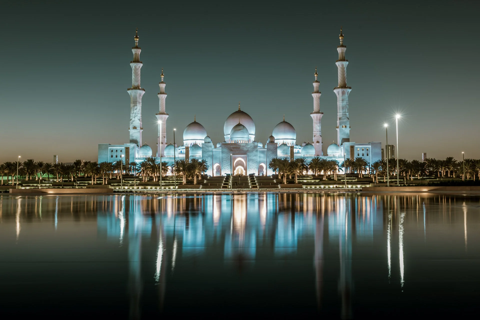 Sheikh Zayed Grand Mosque - most beautiful places to visit in the world