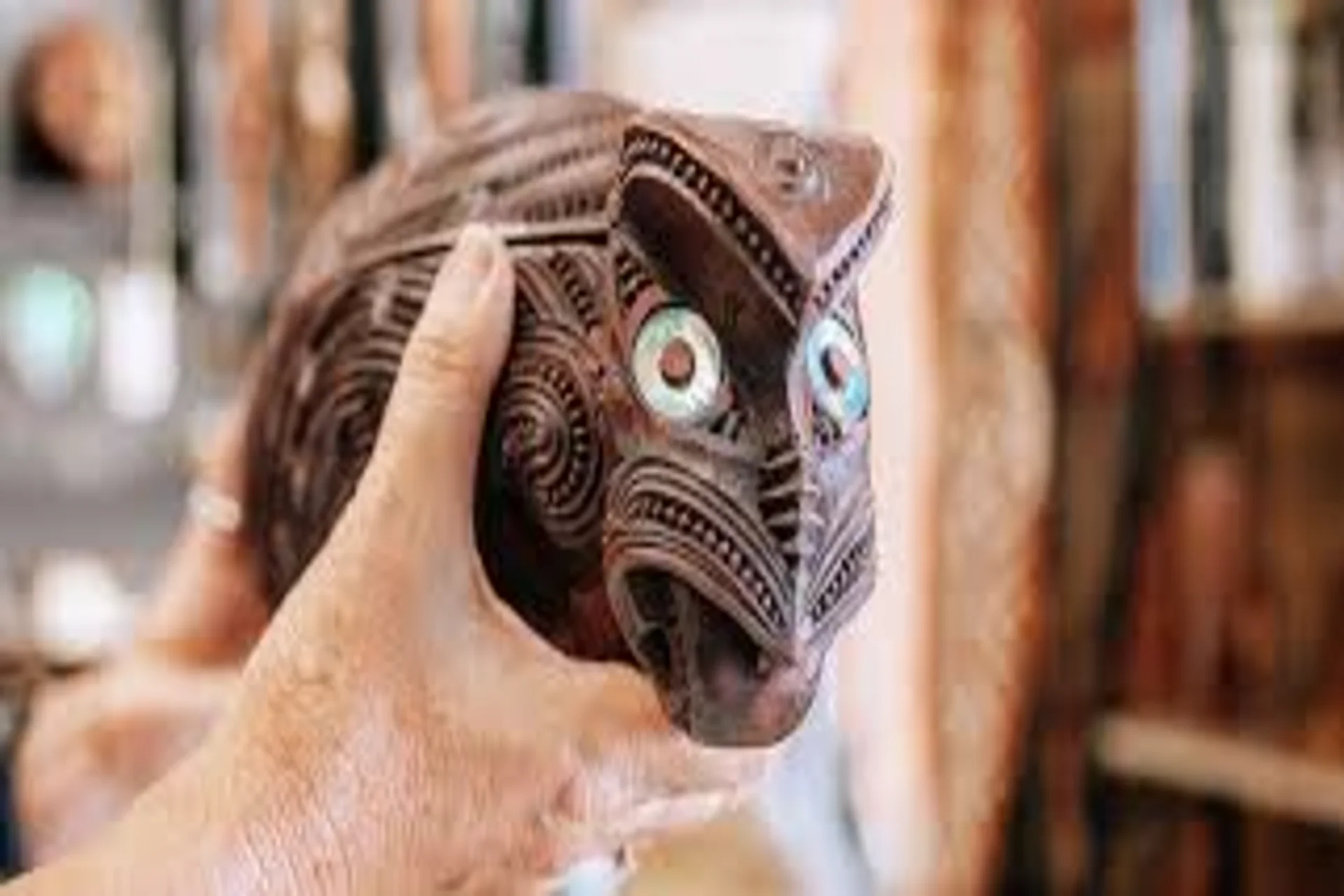  Maori crafts are perfect New Zealand honeymoon trip keepsakes