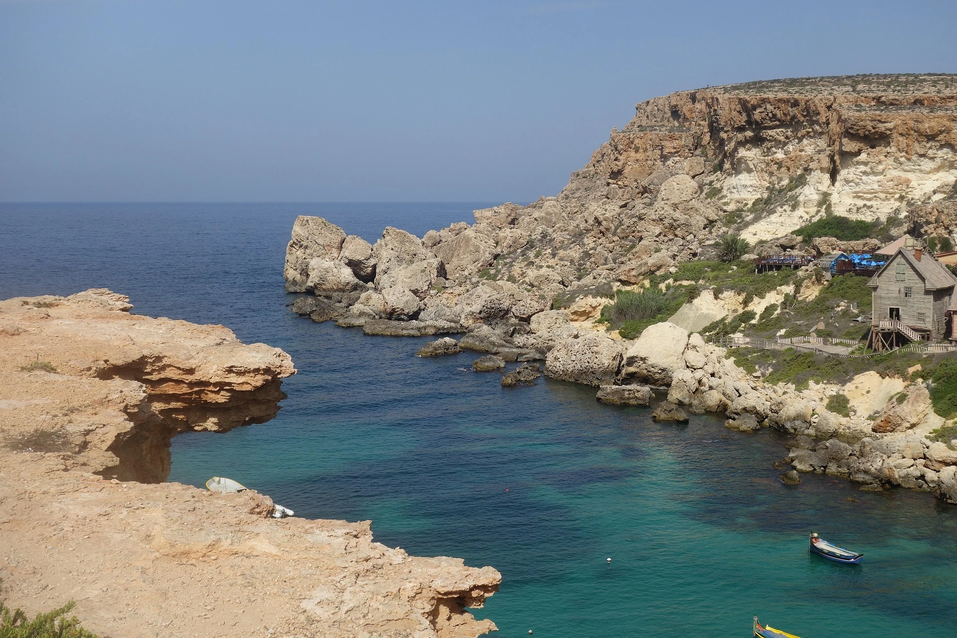 Best Countries to Visit in March for Couples for 5-Day – Malta's Historic Architecture and Coastal Beauty