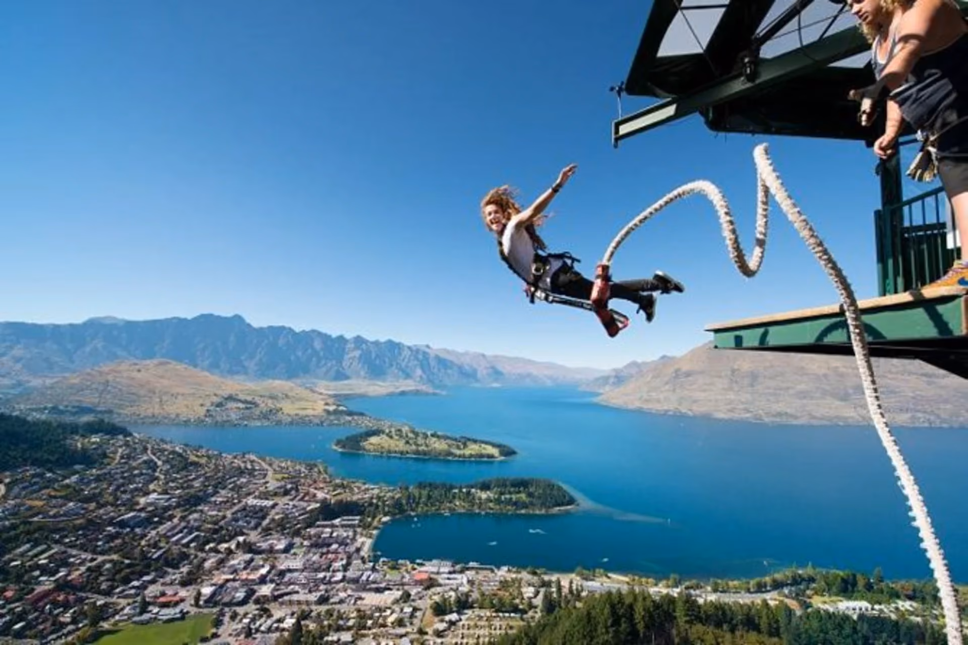 Heart-pounding, canyon-dropping, unforgettable — Nevis is the wildest item in any New Zealand travel cost itinerary.