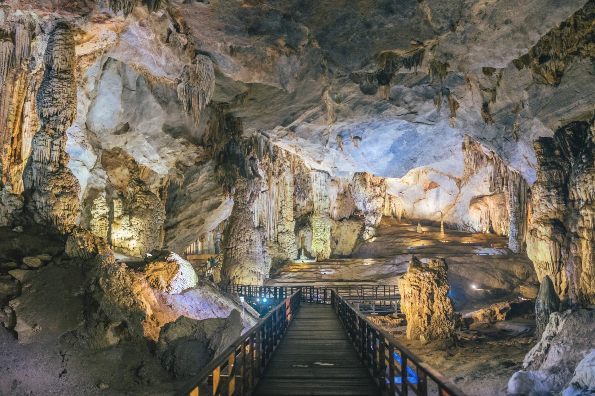 Vietnam cave experience in Thailand vs Vietnam ultimate activity comparison