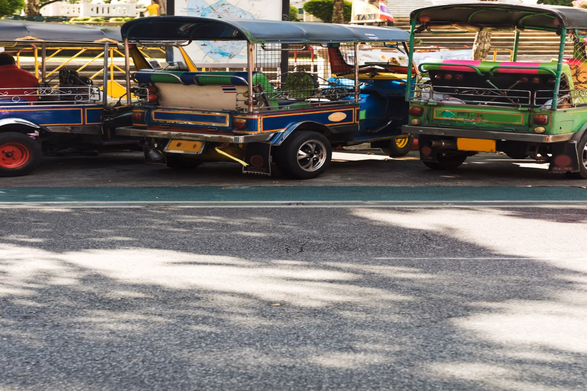 aos vs Thailand public transport cost comparison - tuk tuk budget travel getting around Southeast Asia
