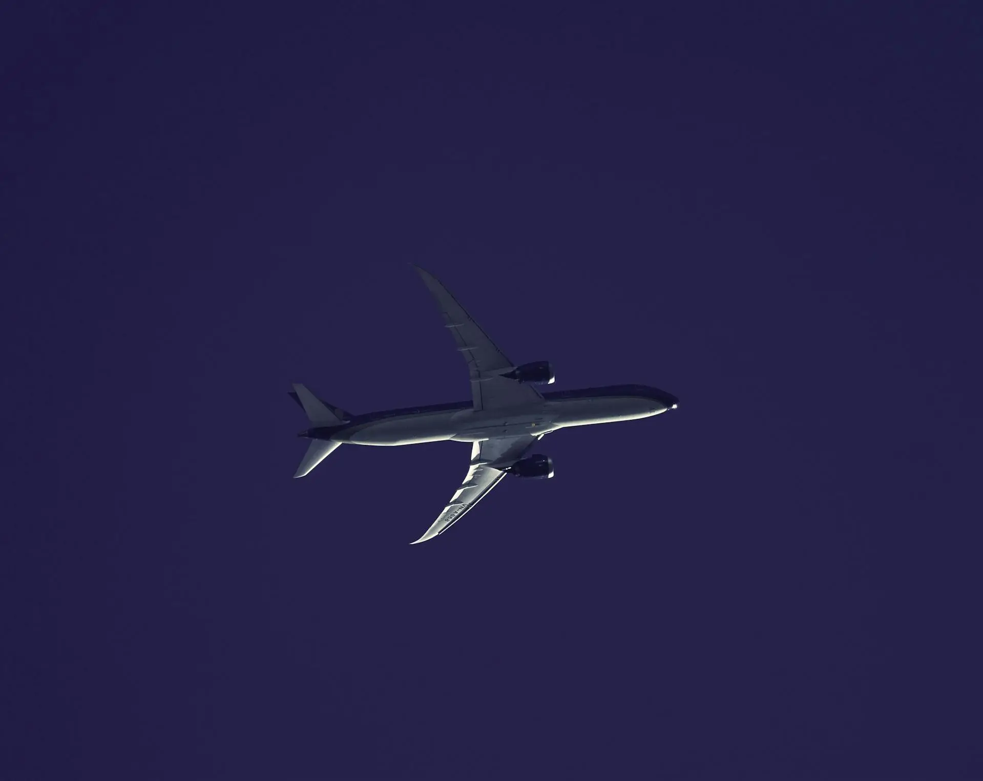 Dubai & Abu Dhabi are knon for great connectivity from India - best city when it comes to UAE vs Thailand comparison