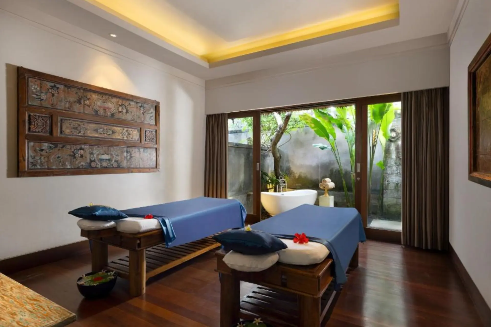 Sudamala Resort spa room with two massage beds and garden view