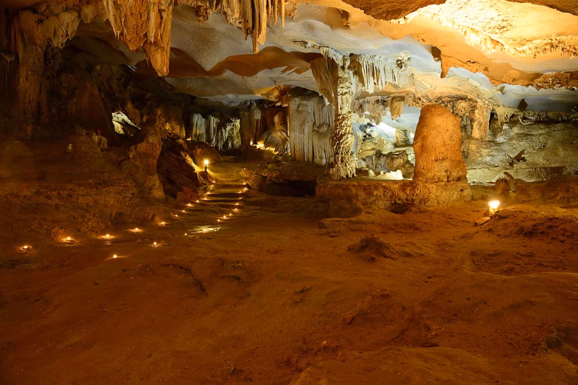 Thien Canh Son Cave with stalactites and lit pathway