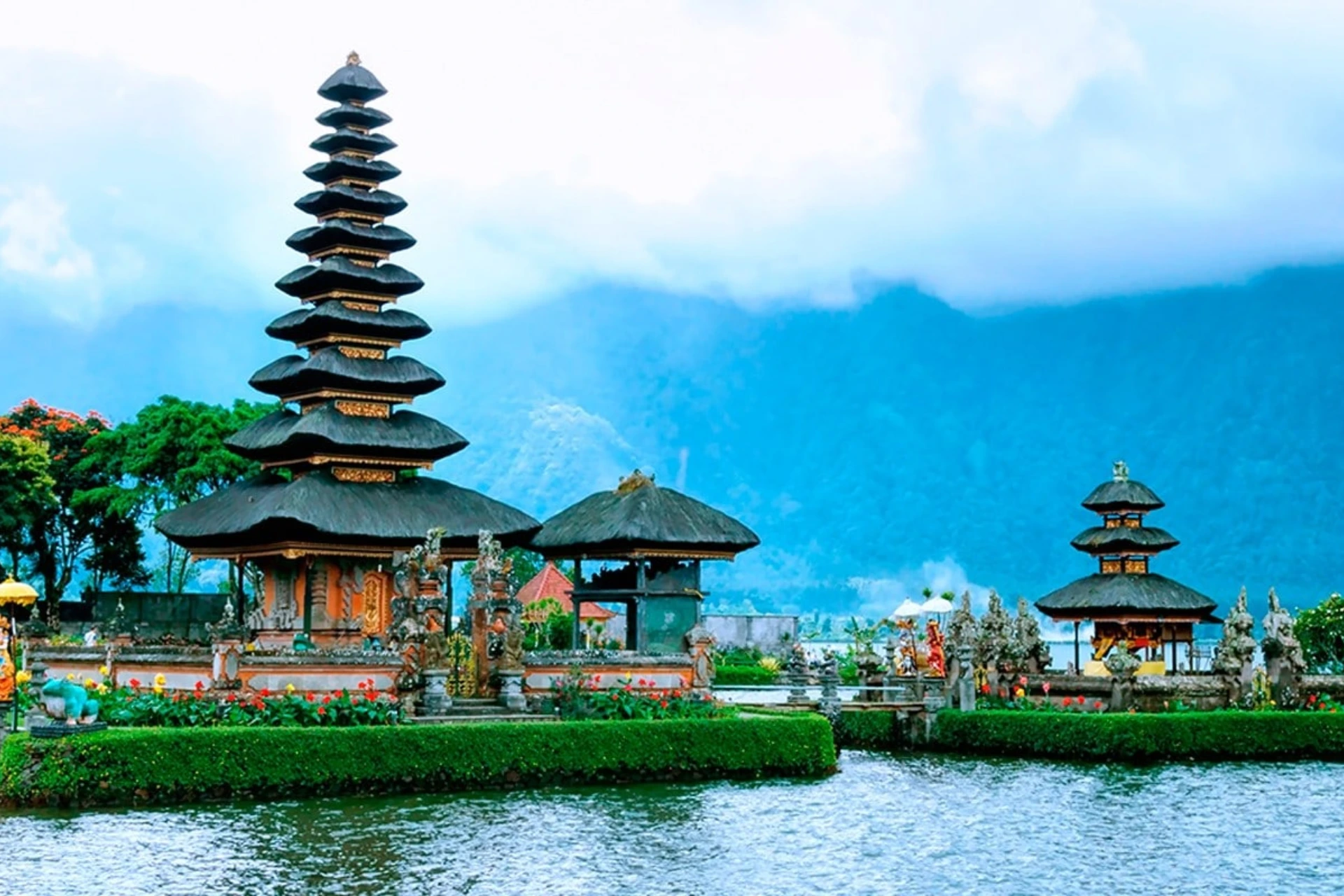 Ulun Danu Temple in Bali