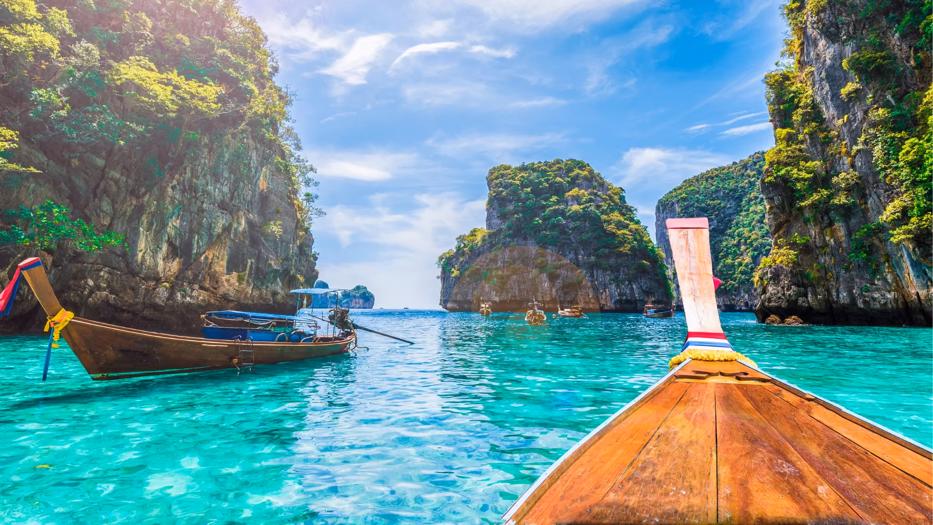 Boat heading towards Phi Phi island