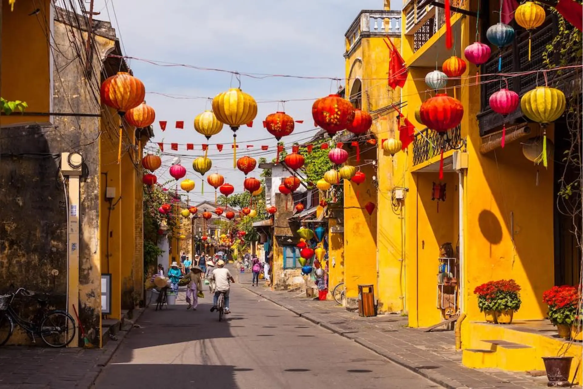 Street of Hoi An, Vietnam 