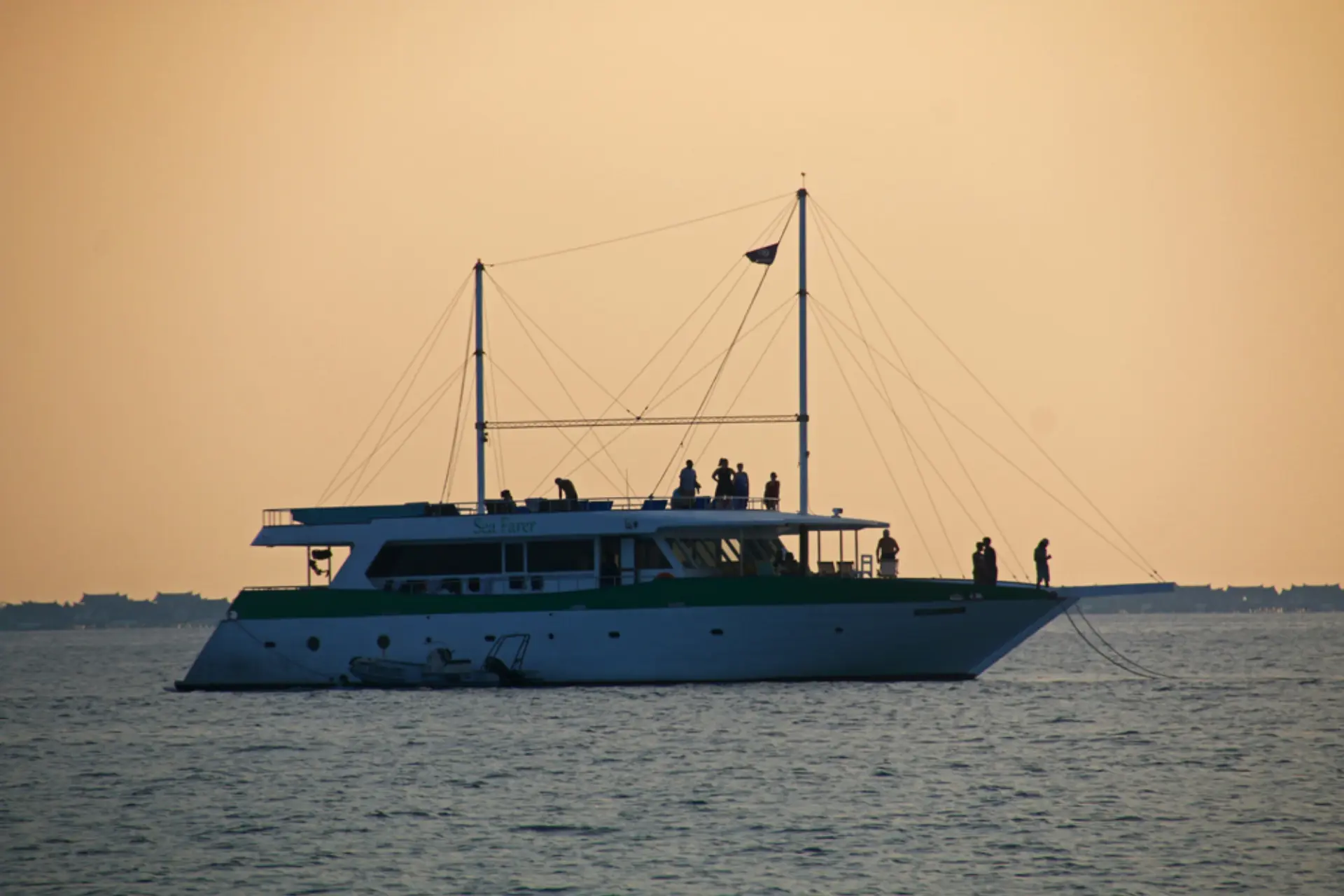 Sunset Dhoni Cruise