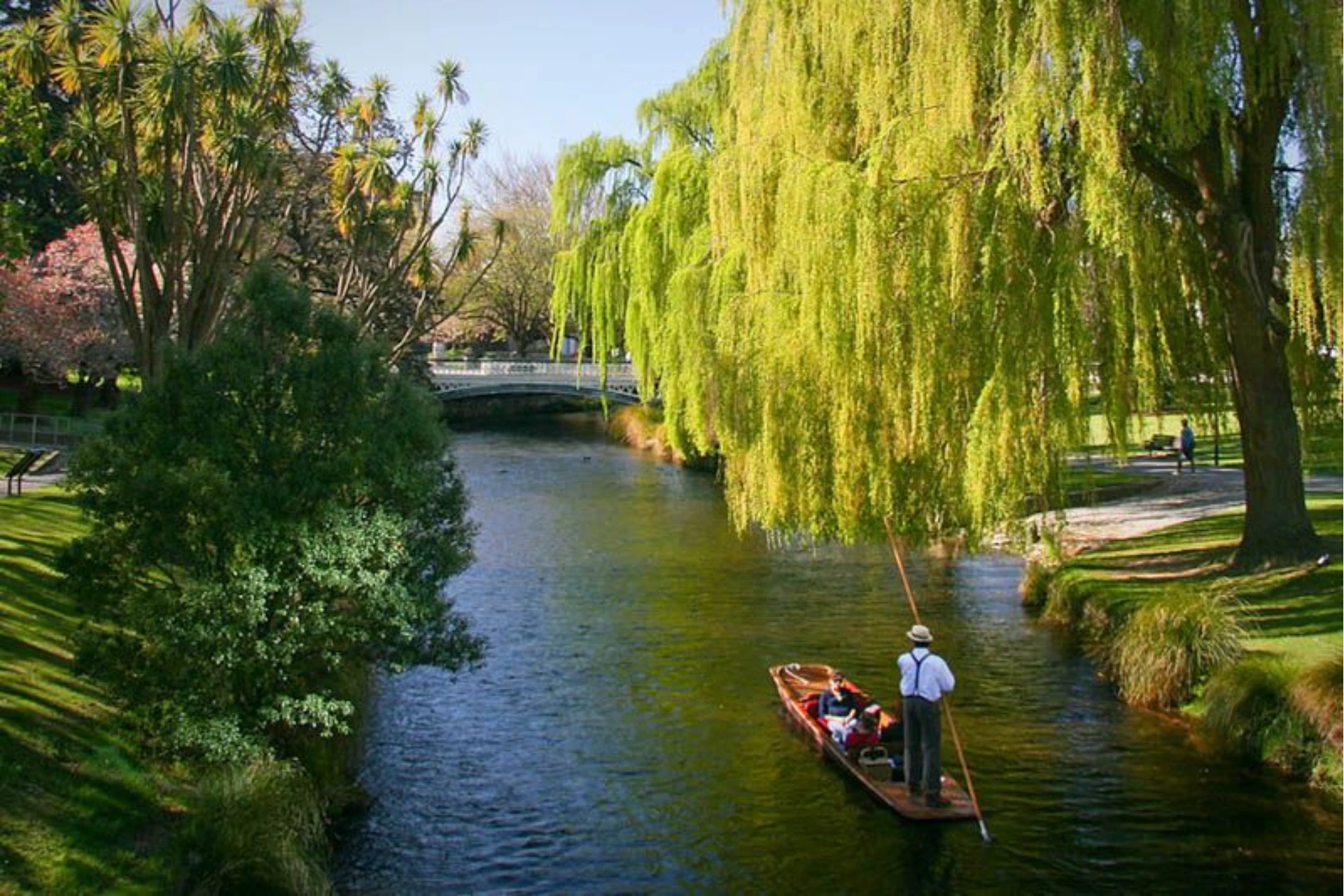 Boat ride in Avon River