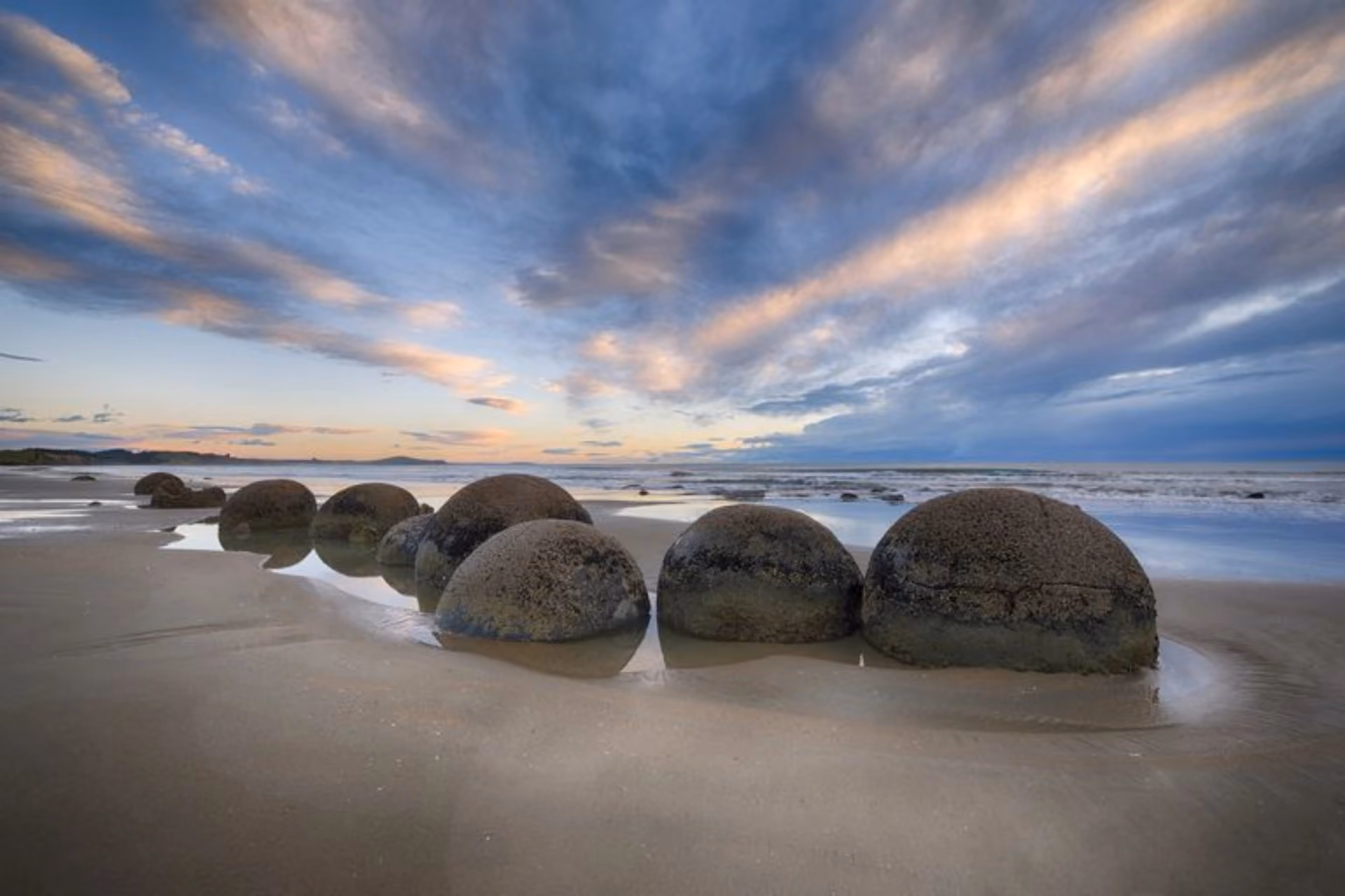 Moeraki Boulders